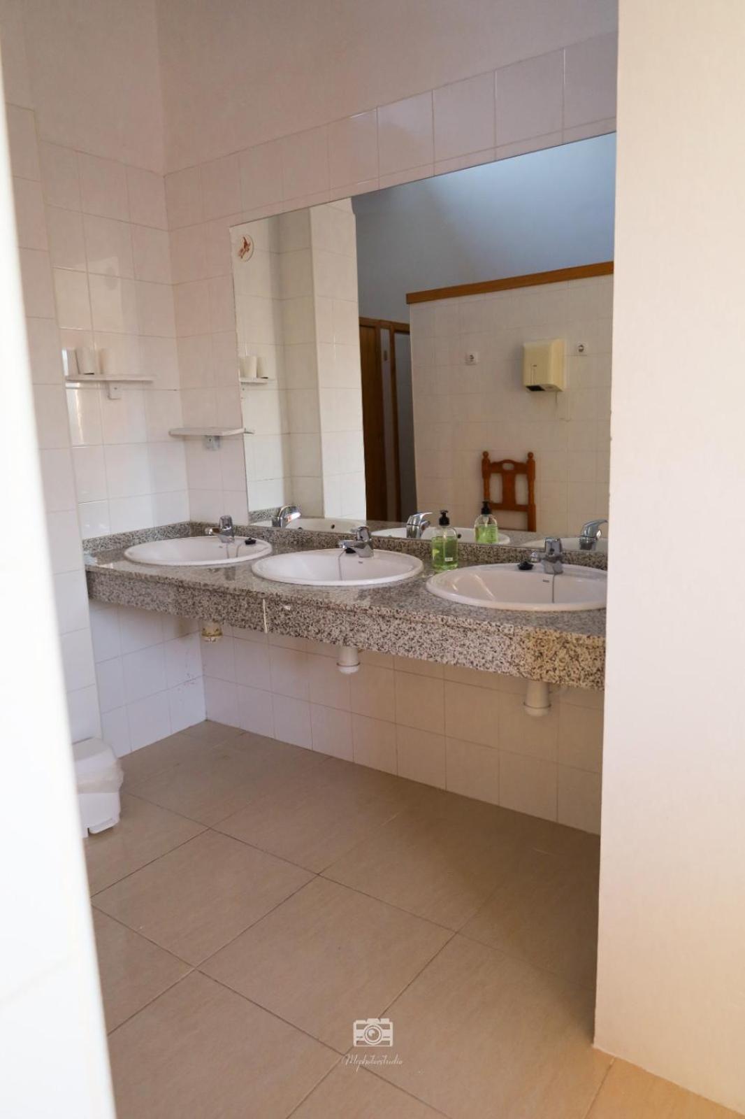 Hospedium Dlj Hostal Ben Nassar Arjona Bagian luar foto