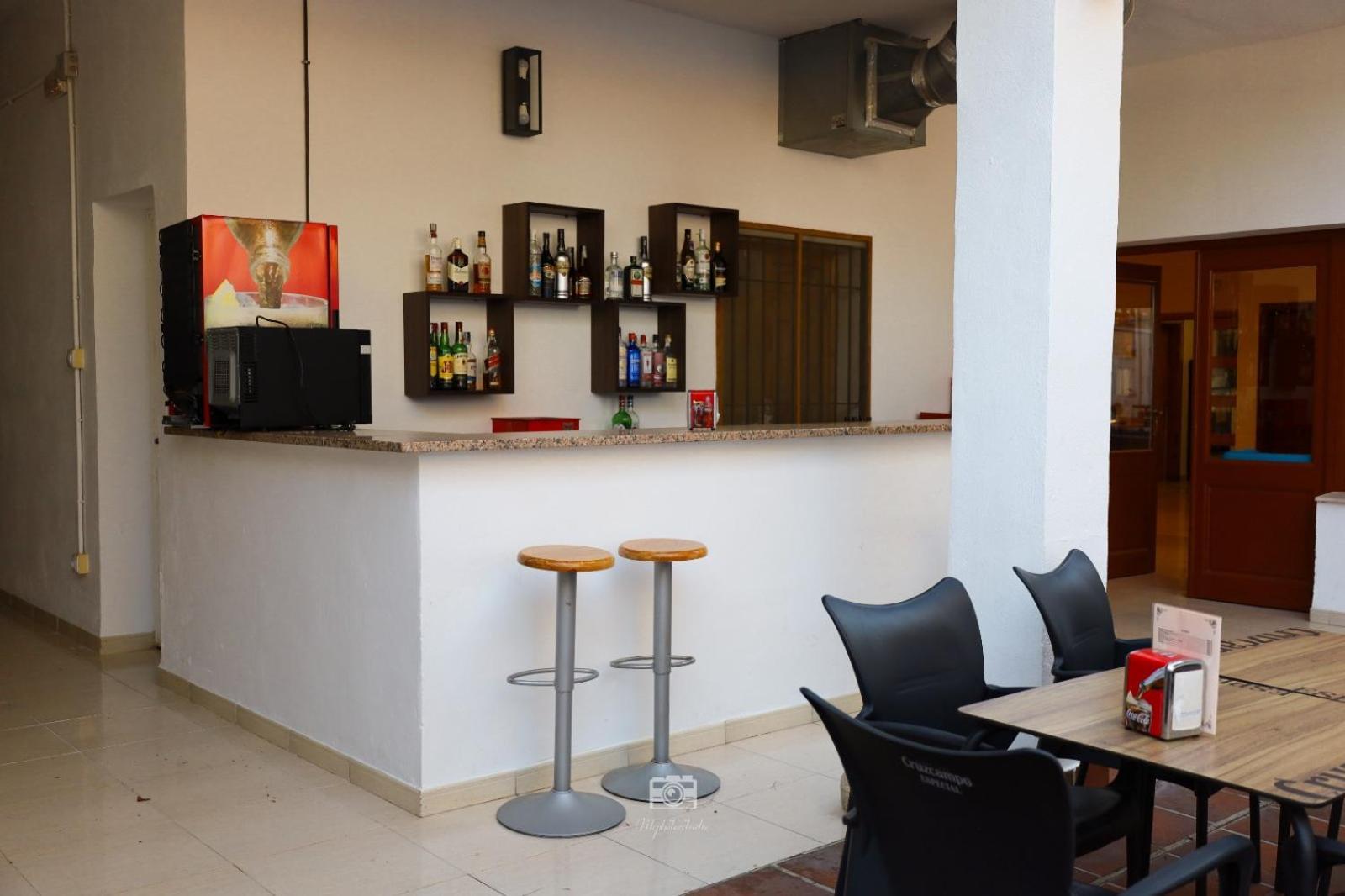 Hospedium Dlj Hostal Ben Nassar Arjona Bagian luar foto