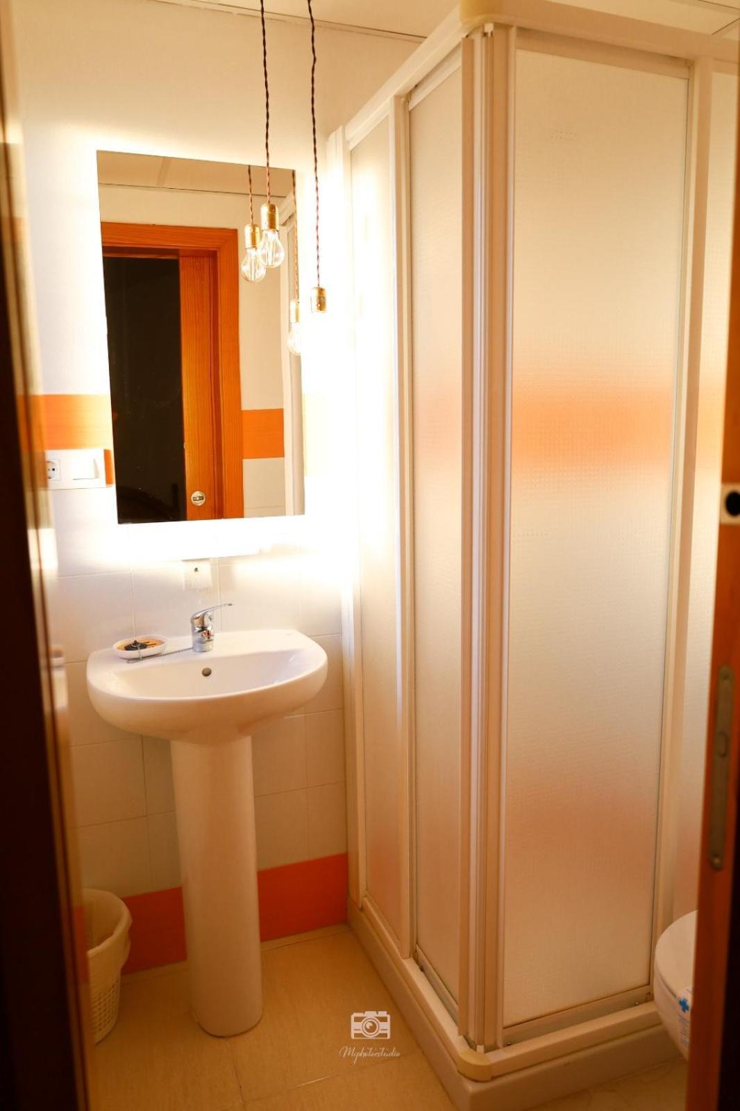 Hospedium Dlj Hostal Ben Nassar Arjona Bagian luar foto