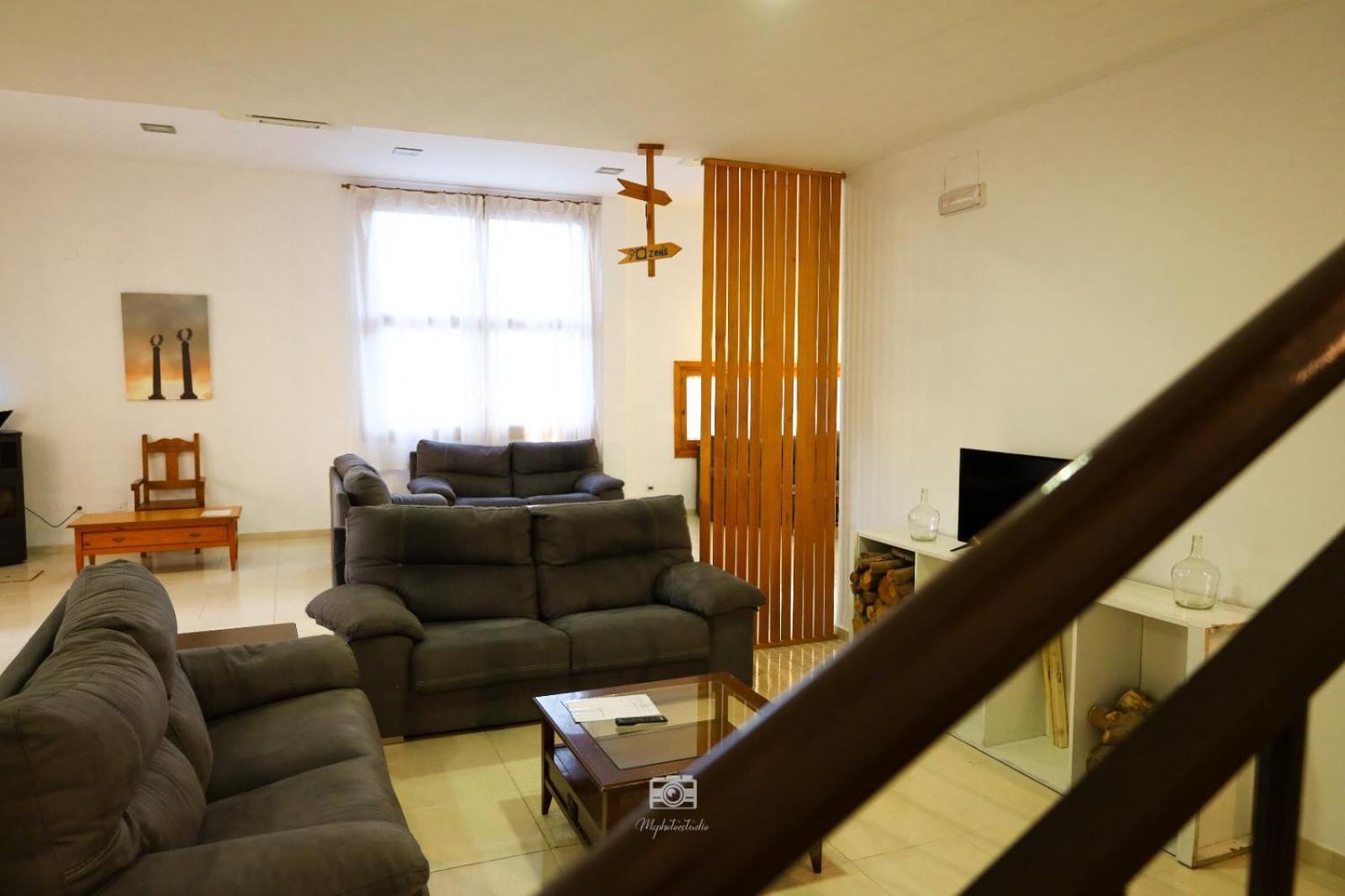 Hospedium Dlj Hostal Ben Nassar Arjona Bagian luar foto