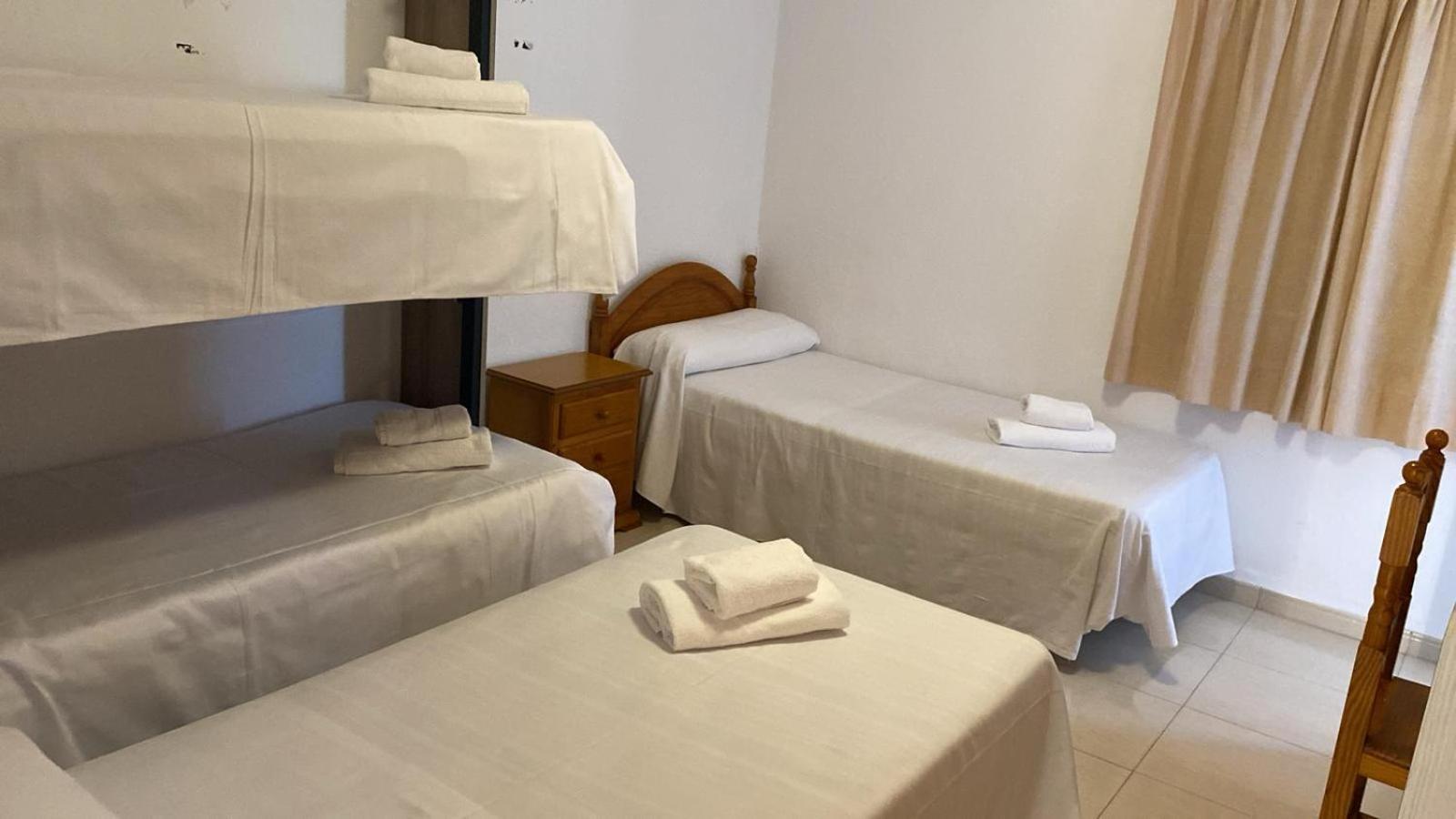 Hospedium Dlj Hostal Ben Nassar Arjona Bagian luar foto